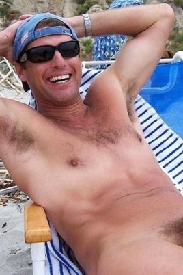 Men with big dicks on the beach (78 photos)