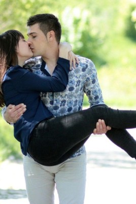 Anna kovalchuk kisses the buttocks (78 photos)