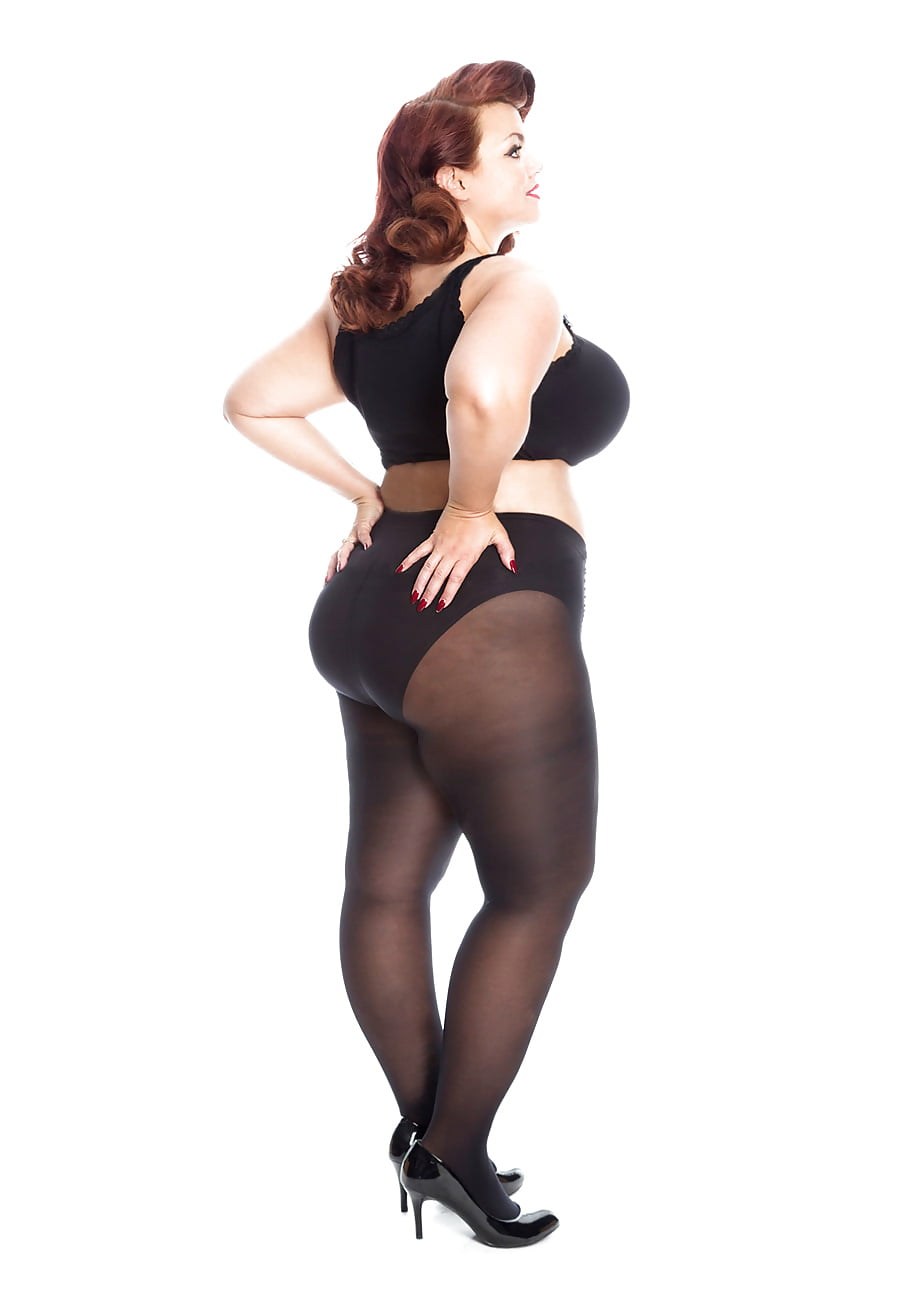 900px x 1300px - Fat women in black pantyhose and lingerie (58 photos) - porn photo