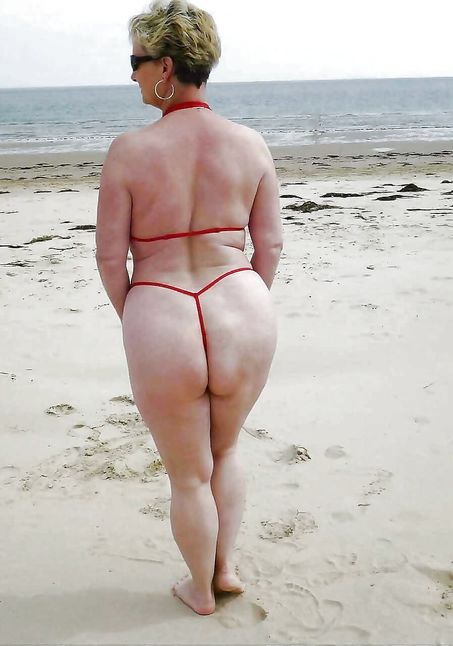 897px x 1280px - Mature women in thongs on the beach (82 photos) - porn photo