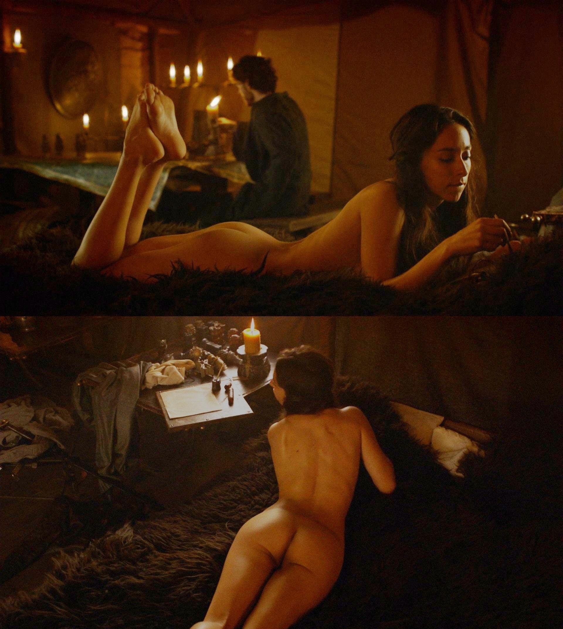 Oona chaplin boobs