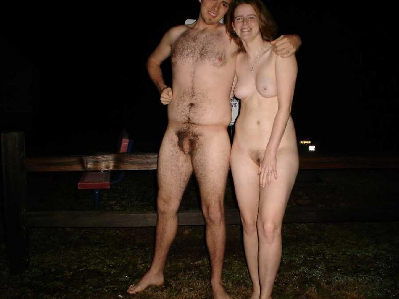Naked wife husband walk around the house (43 photos) image