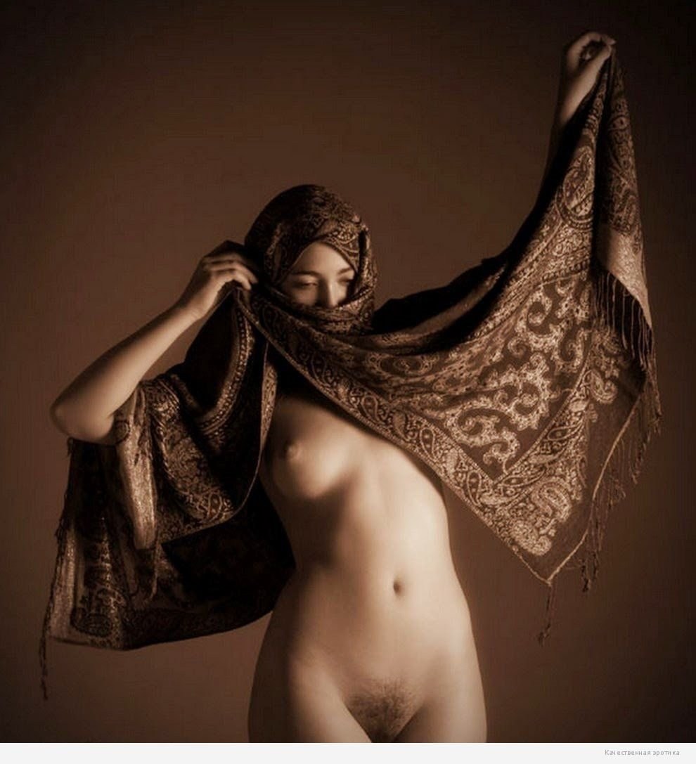 Young maiden nude bodies