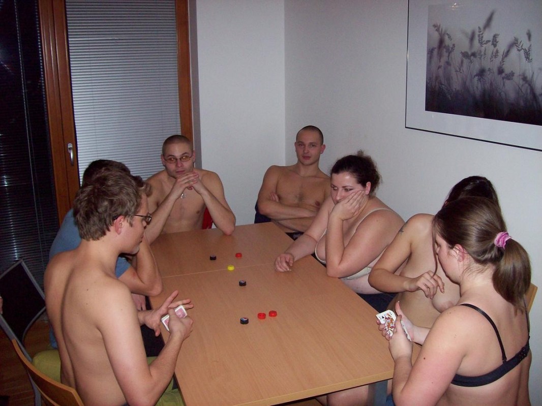 The girl lost to undressing