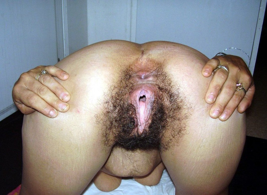 Hairy female ass