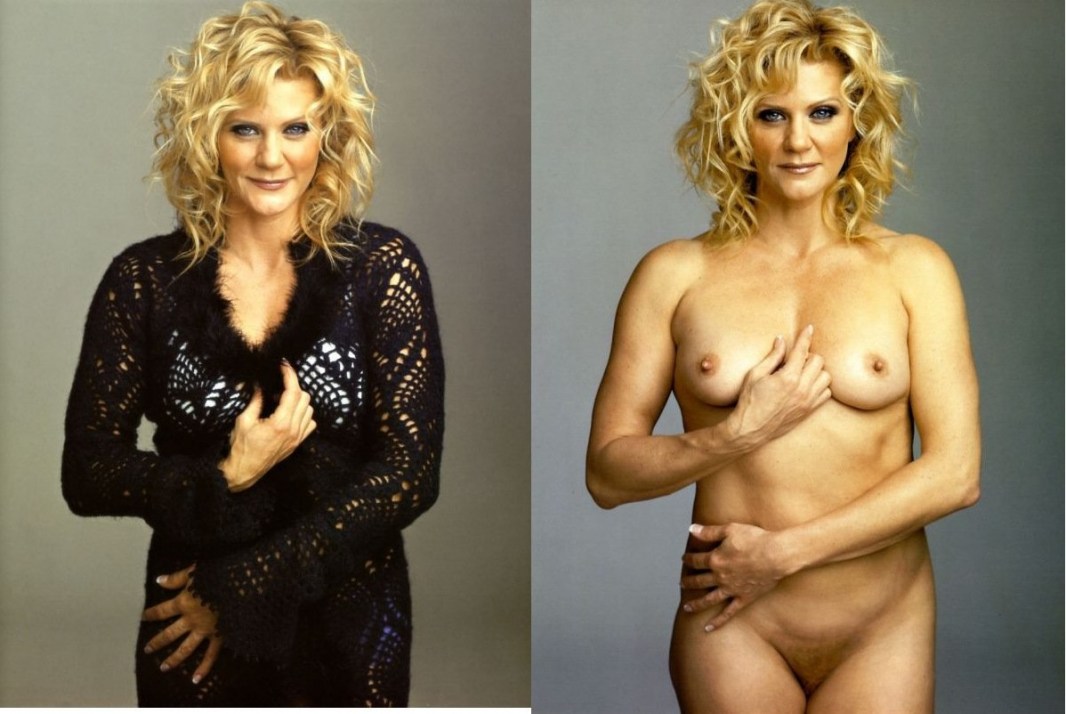Naked middle-aged aunt