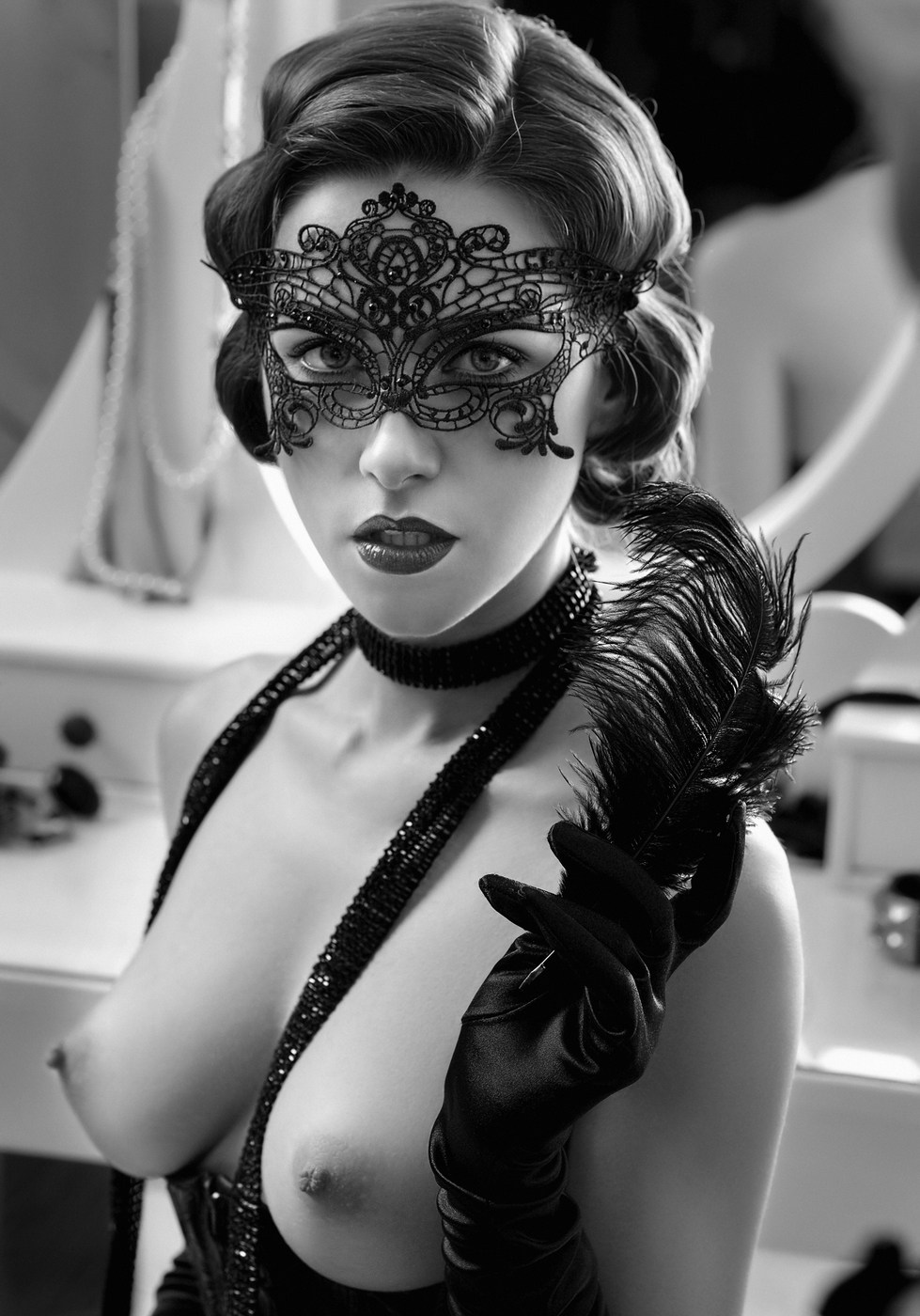 Nude carnival mask
