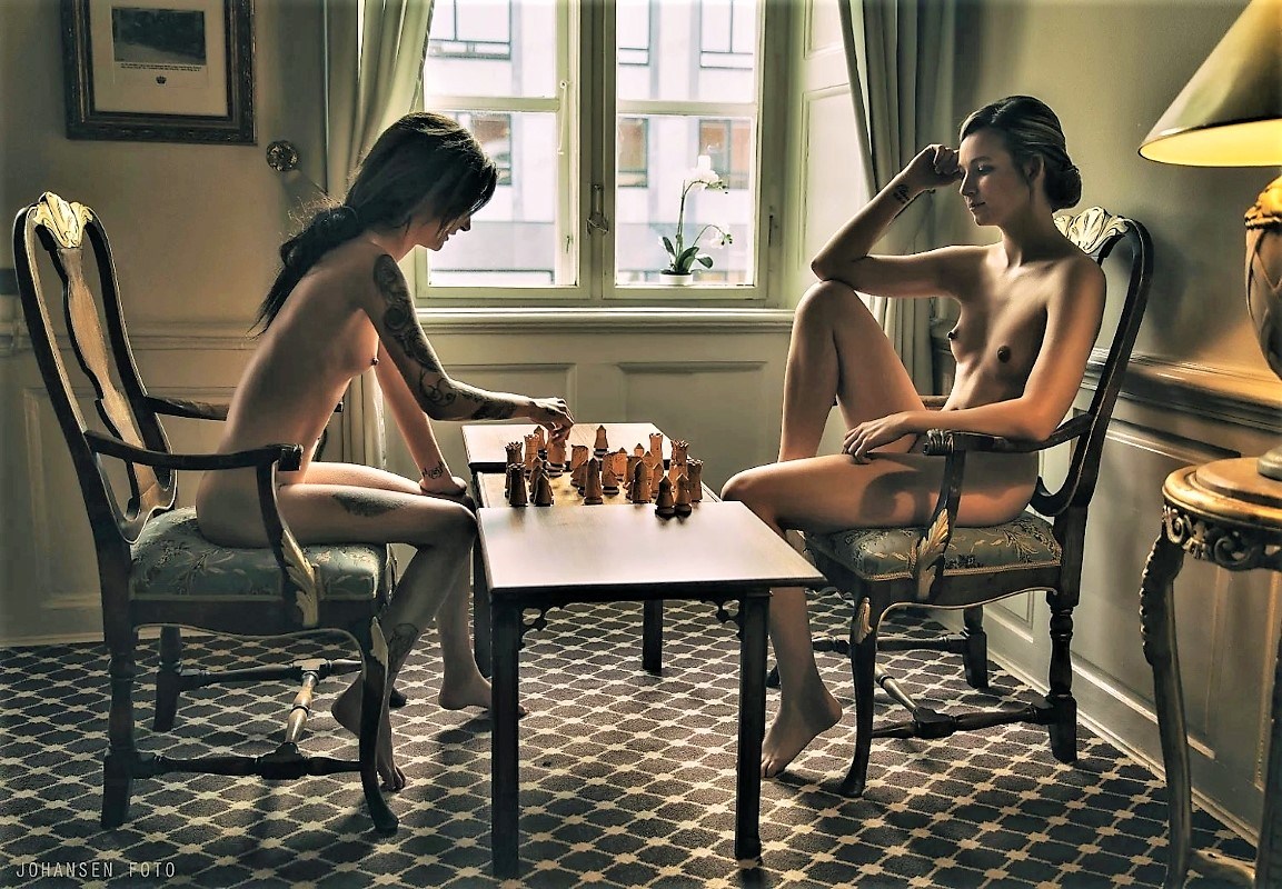 порно шахматы играть фото 75