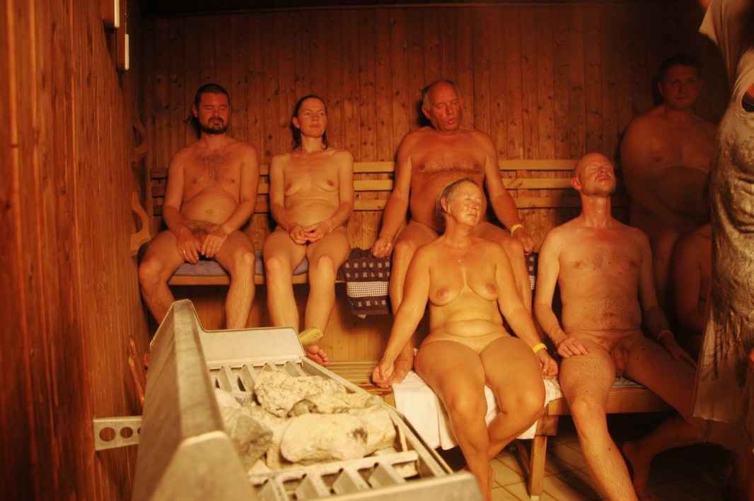 Fucking teenagers in the sauna