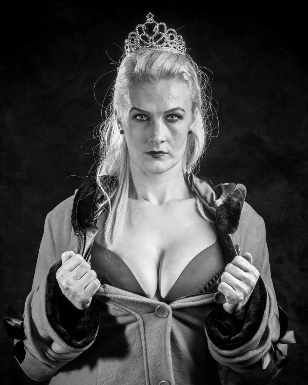Cindy Dantua photo naked