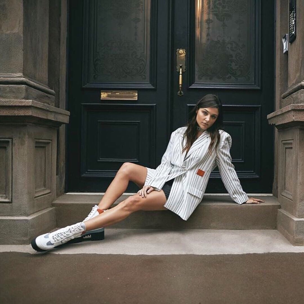Actress Hande Erchel SEKS