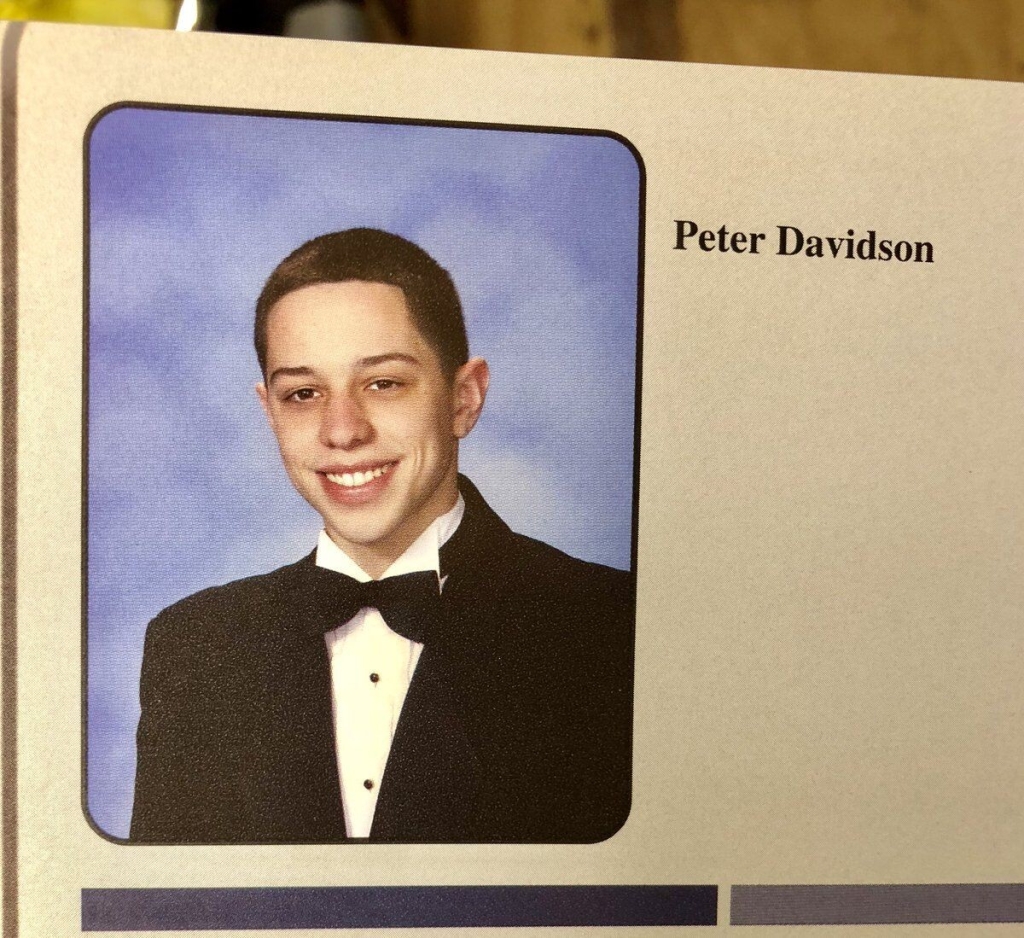 Sweater Pete Davidson