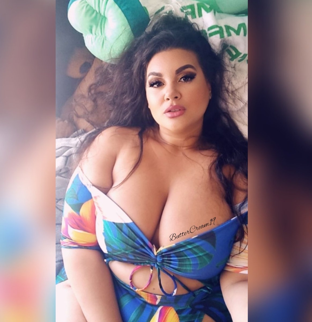 Buttercream 19 fat nude gif