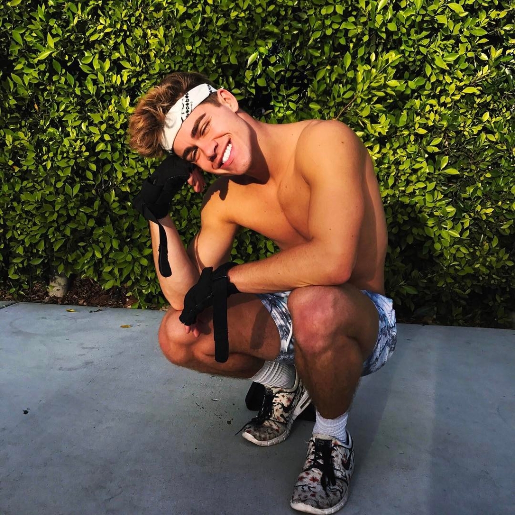 Dustin Michaels