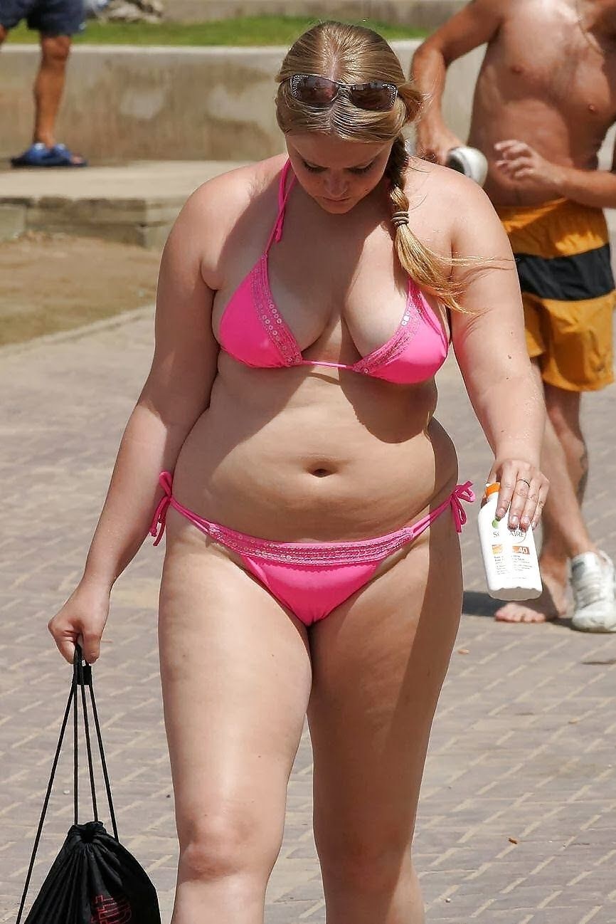 Chubby Bikini Mature - Bare Chubby in A Swimsuit (63 photos) - porn photo
