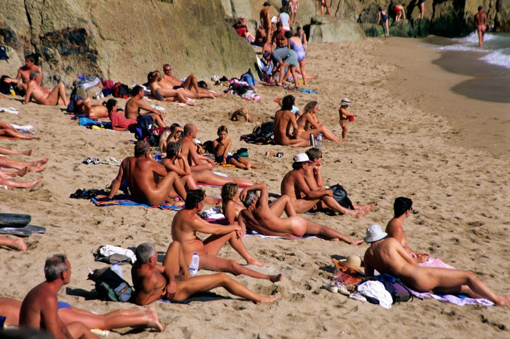 Brazilian family nudism