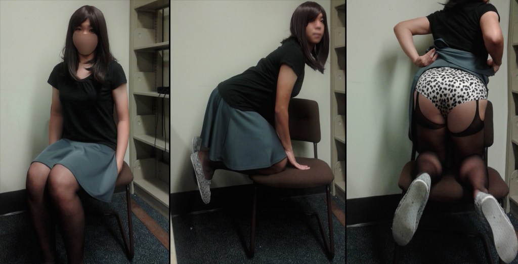Schoolgirls under a mini skirt