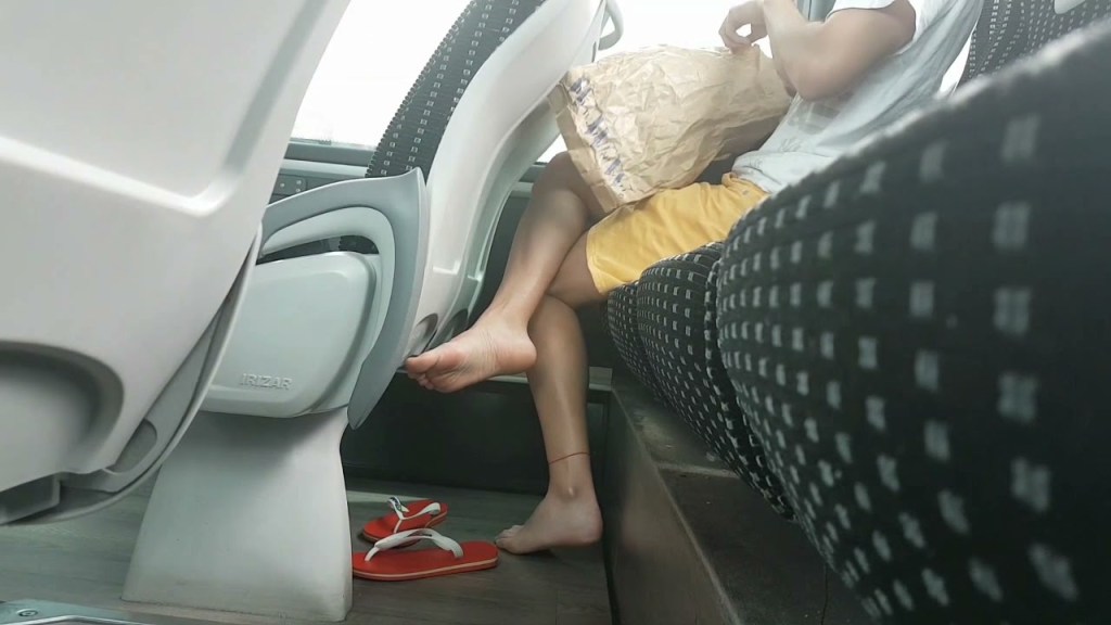 UPSKIR RUSSIAN GIRLS 30+