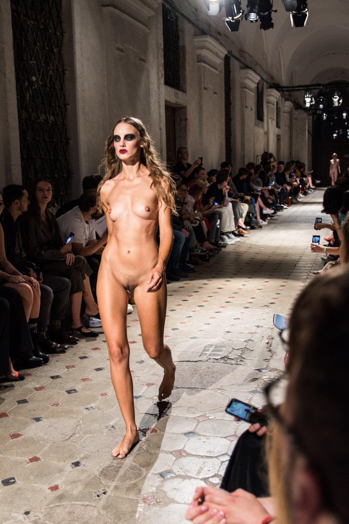 Nude Fashion Show - Nude Catwalk Flashes (70 photos) - porn photo