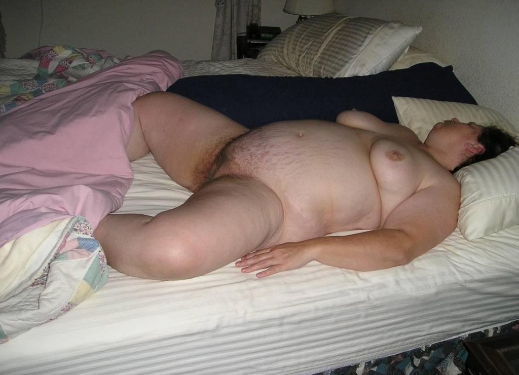 Naked fat women sleep