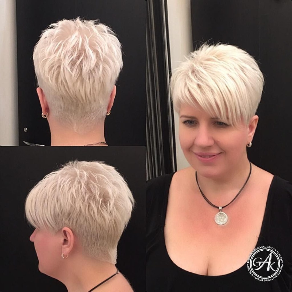 Angelica Grechkina haircuts short female